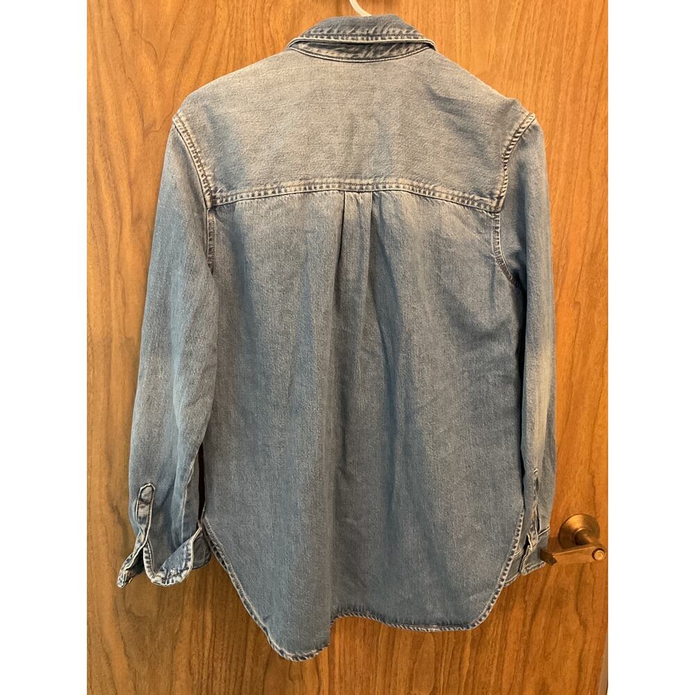 NWT Universal Thread Western Relaxed Fit Denim Snap Front Shirt HEART PKT - Picture 2 of 5